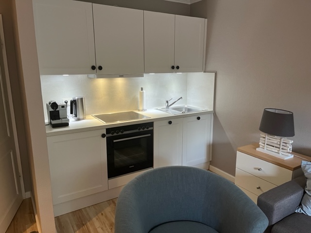 Ferienwohnung C1 Hotel Sylter Hahn in Westerland moderne und saubere Küche