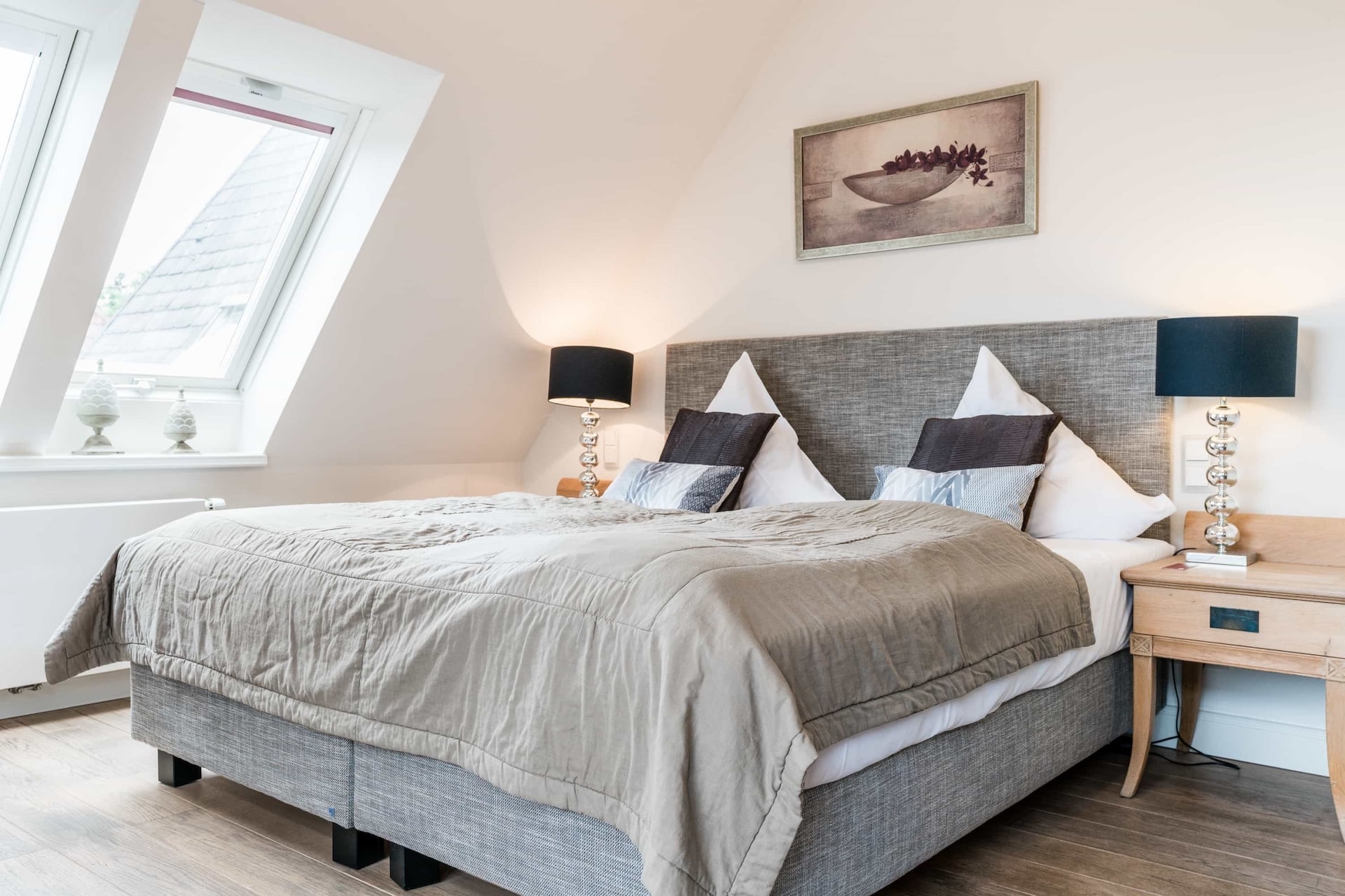 Doppelbett im Doppelzimmer 37 im Hotel Sylter Hahn in Westerland auf Sylt
