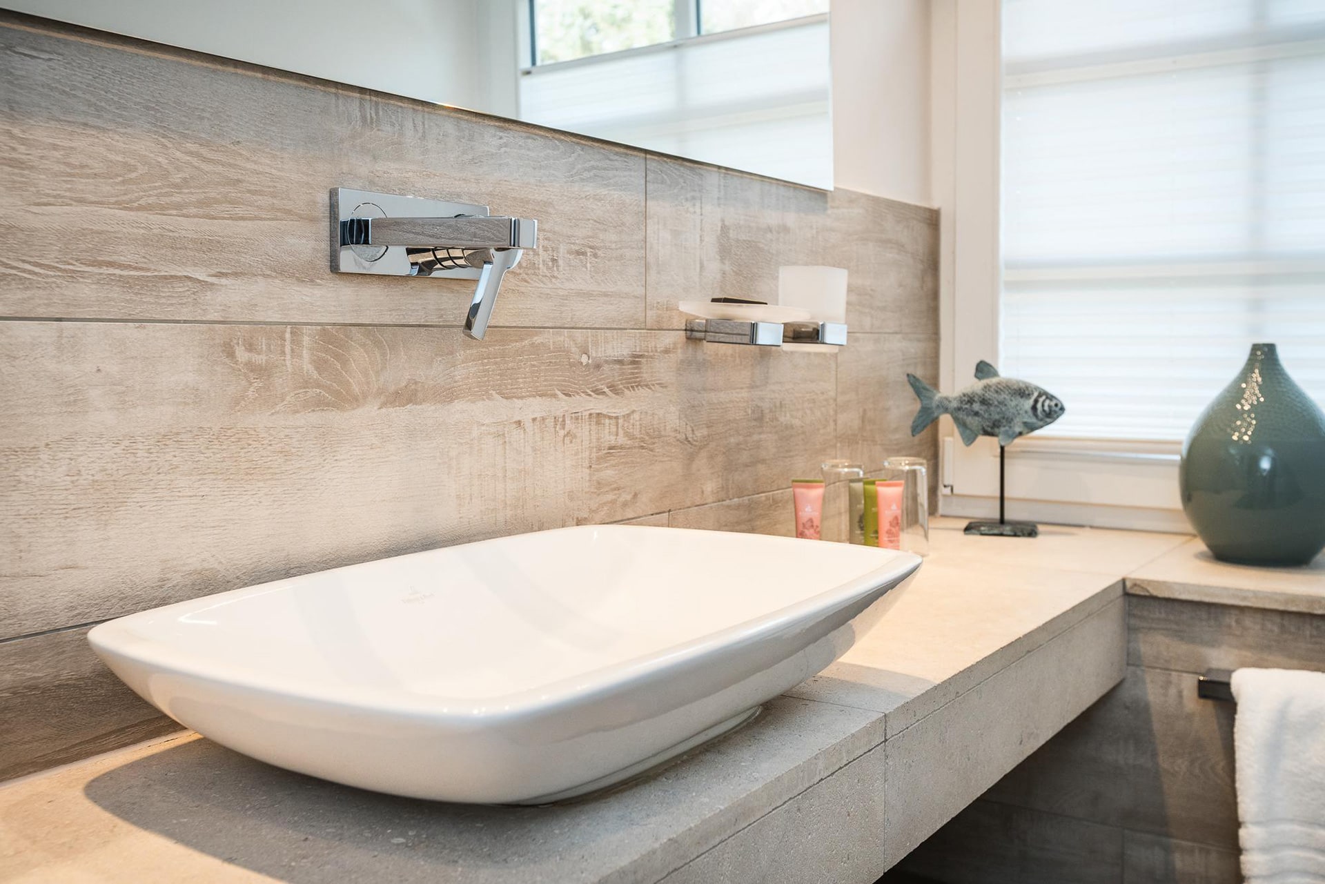 double room bathroom hotel sylter hahn bathroom sink mirror