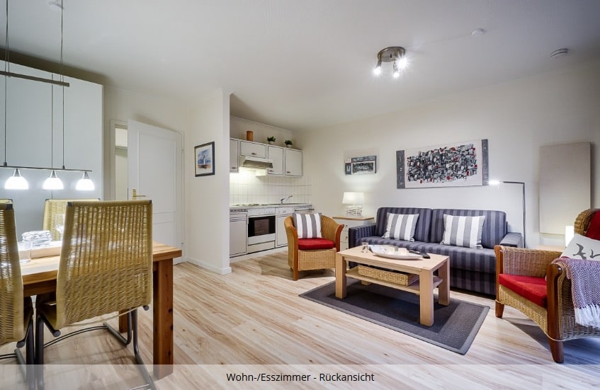 Esszimmer in der Ferienwohnung C1 mit Terrasse in Westerland auf Sylt