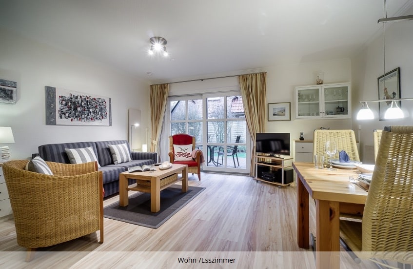 Wohn und Esszimmer in der Ferienwohnung C1 mit Terrasse in Westerland auf Sylt